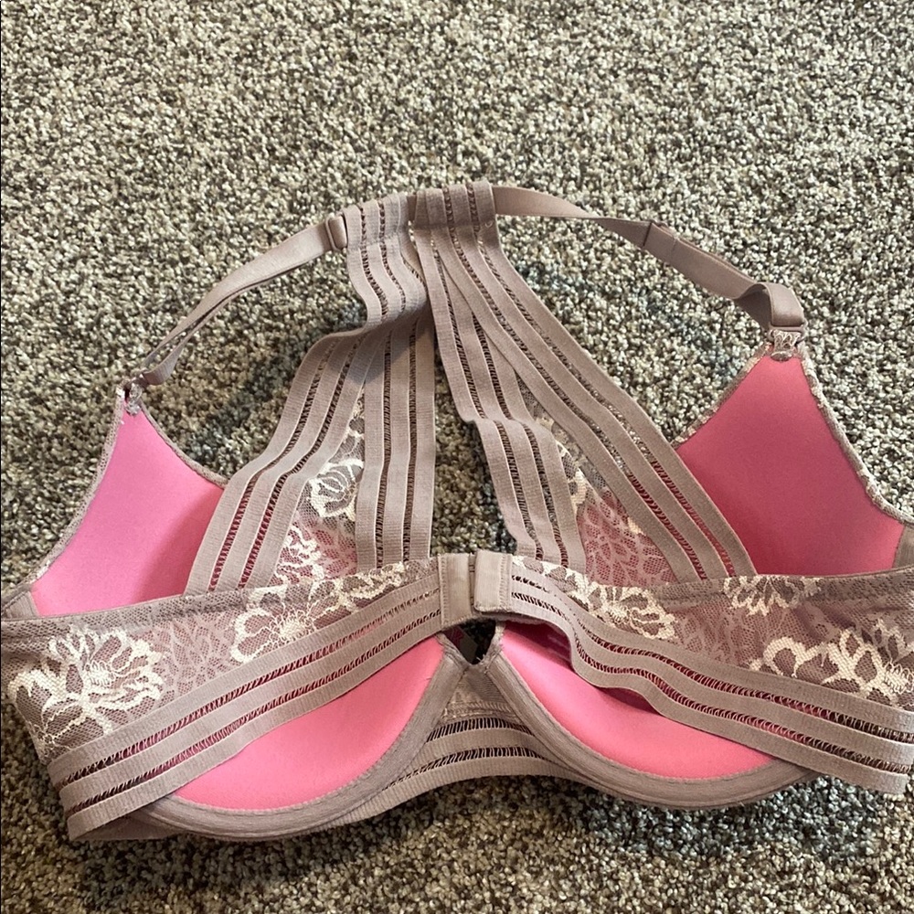 Victoria's Secret Brown Lace PushUp Bra - Picture 3 of 3